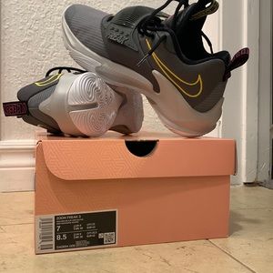 Nike Zoom Freak 3 basketball shoes